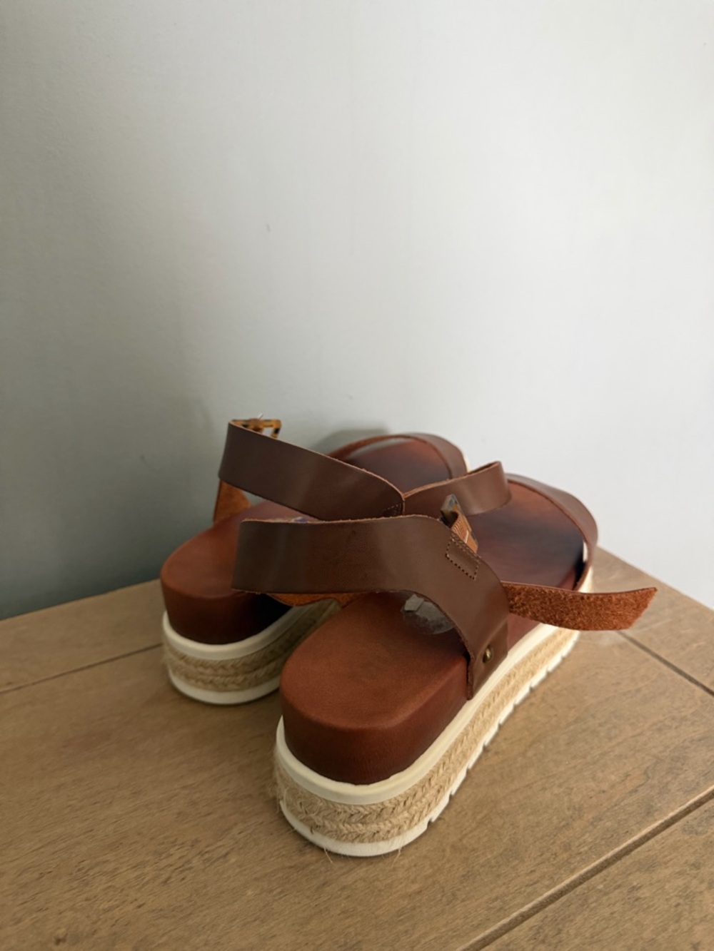 MIA Kiera Espadrille Platform Sandal - Picture 6 of 6